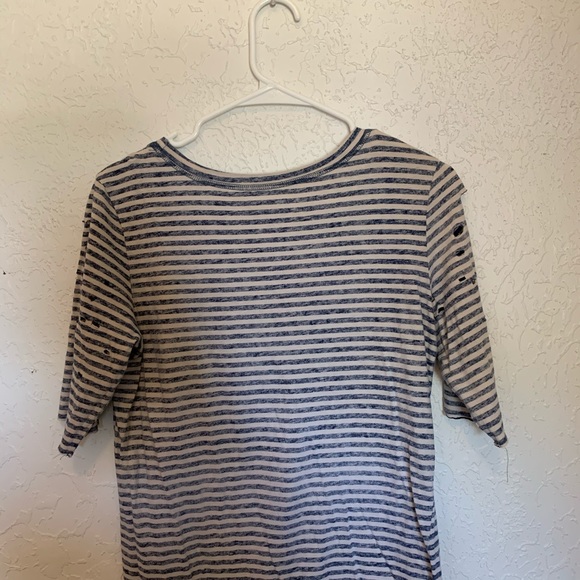 Free people destroyed “tommy” slide slit tee shirt - Picture 5 of 10